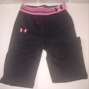 2TUnder Armour Kids Black and Pink Yoga Pants
